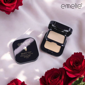 Double Wear Maximum Cover Pressed Powder feature 3