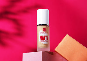 Liquid Matte Foundation feature 3